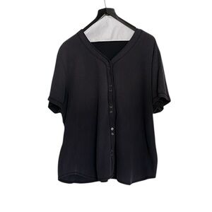Fashion Bug Black Button-Down Women's Shirt